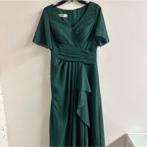 JJ’s house  Deep Green Maxi Dress